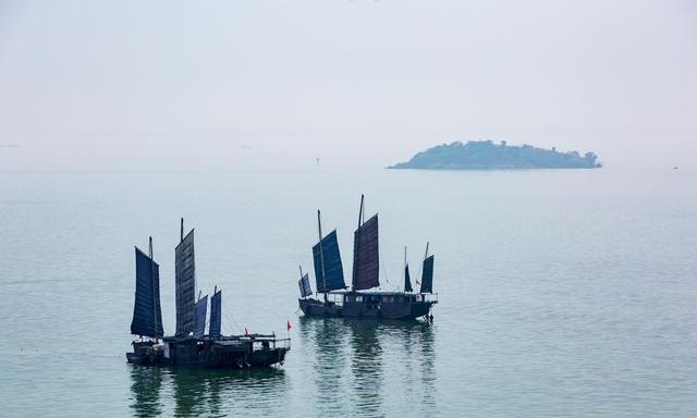 苏州洞庭东山风光旖旎,当地崇文重教,有"教授之镇"美誉