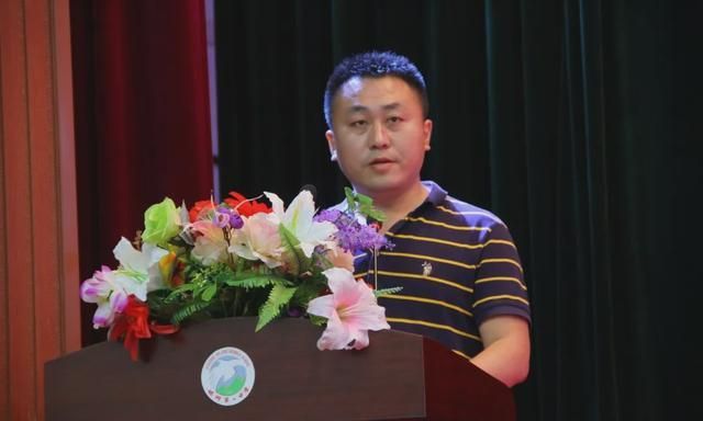 忻州一中召开高一年级第二学期期中表彰暨班级对抗启动大会