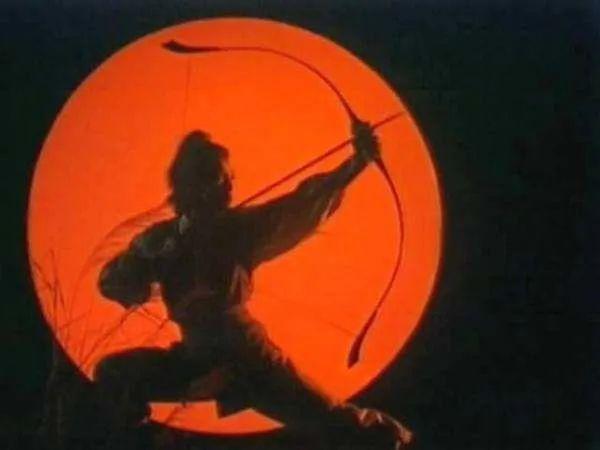 风劲角弓鸣,将军猎渭城.