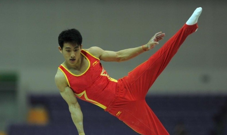 1米56奥运冠军的魅力,让美女队长倒追他8年,婚后大赞娶对人了|滕海滨