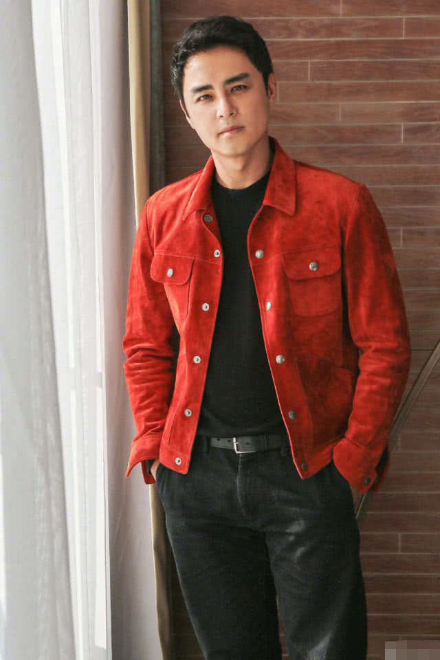 明道官宣当爸,发文和所有明星都不同,晒宝宝全身照超激动