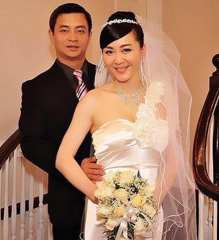 李小双的老婆简介图片