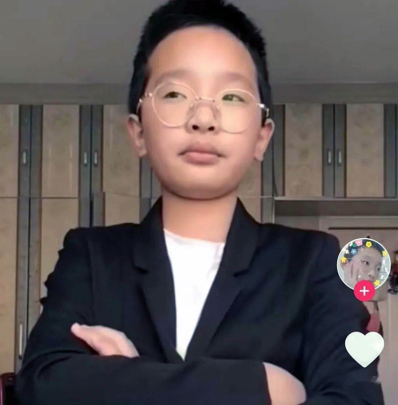 黑龙江"网红男孩"钟美美,拍视频模仿老师走红,却引发