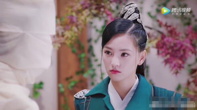 曾经很红的武大校花黄灿灿,出演古装剧清秀绝俗,有种初恋的感觉