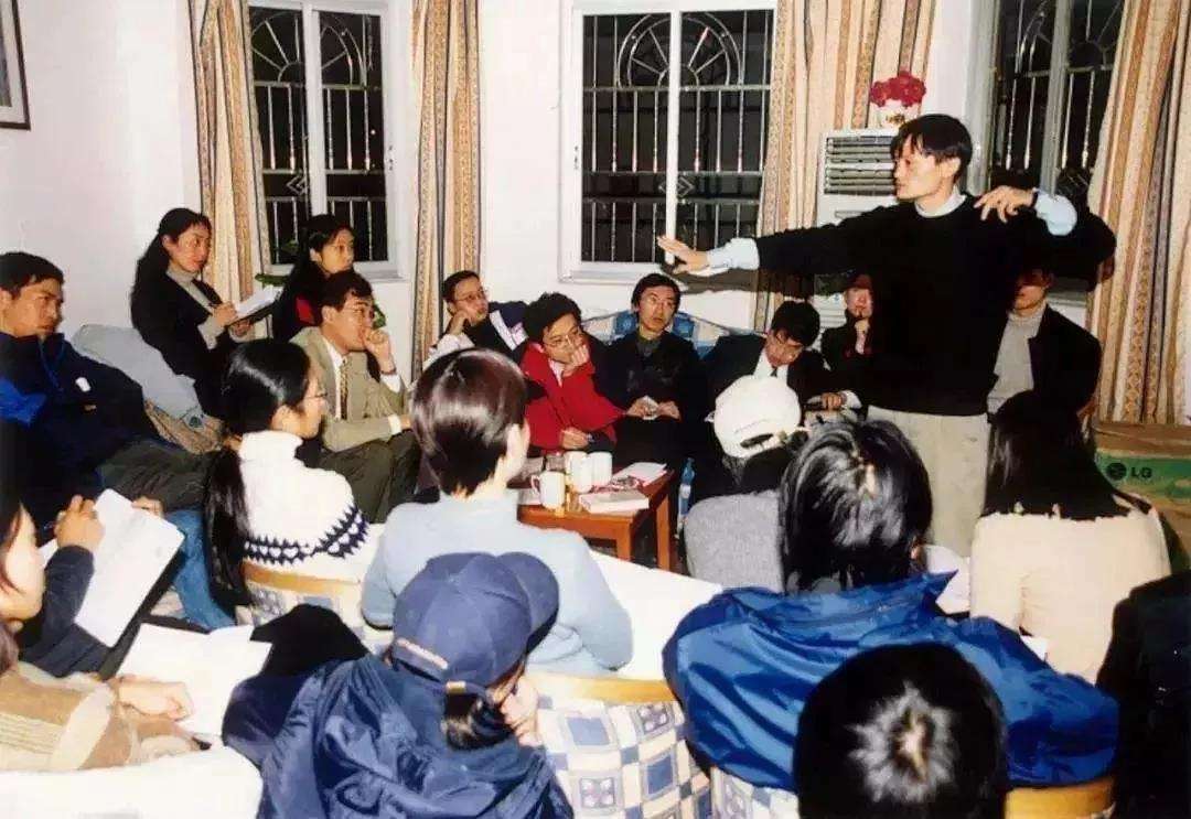 后来这些人全部留了下来,成了阿里巴巴"十八罗汉",和马云一起缔造了