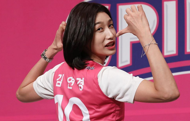 金软景加盟兴国生命发布会!身着10号战袍亮相,直言没考虑金钱