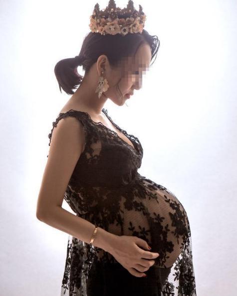 超大孕肚孕照40周图片