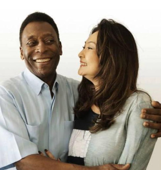 球王贝利娶小32岁日裔娇妻赞日本女人真棒妻子称赞他硬朗