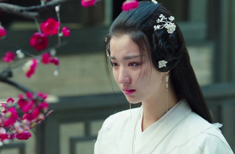 她虽是大臣的妻子,但是却为了当皇后不择手段,最后背叛了丈夫|皇后|梁