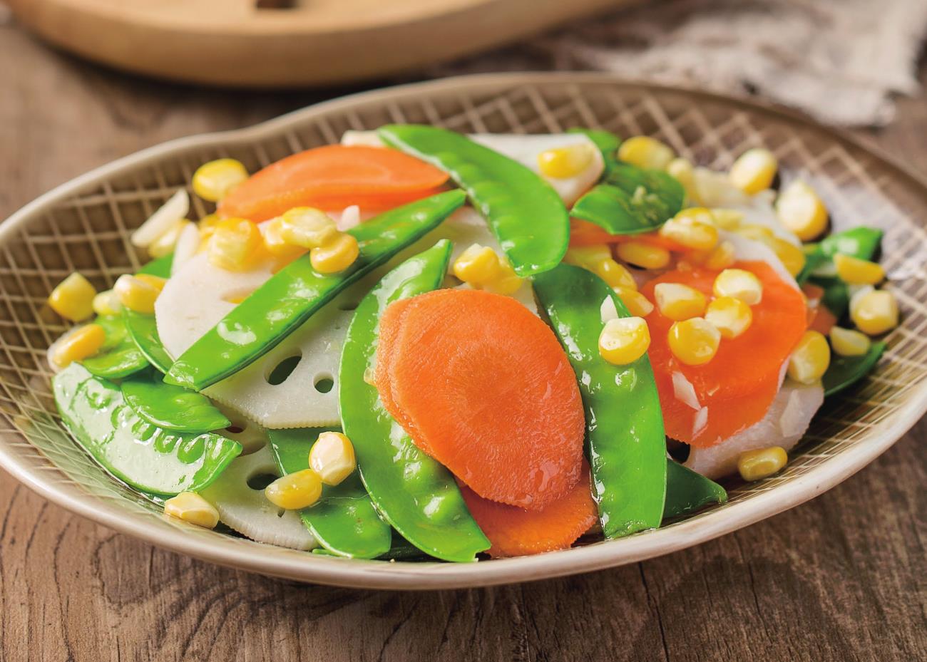 天热,没胃口,一盘简单的小炒让你食欲大开,清爽下饭,越吃越美