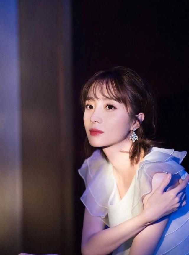 经历了感情风波后胡冰卿业界评价