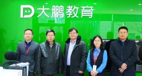 大鹏教育的美术课值得报名吗让你的创意发挥到极致