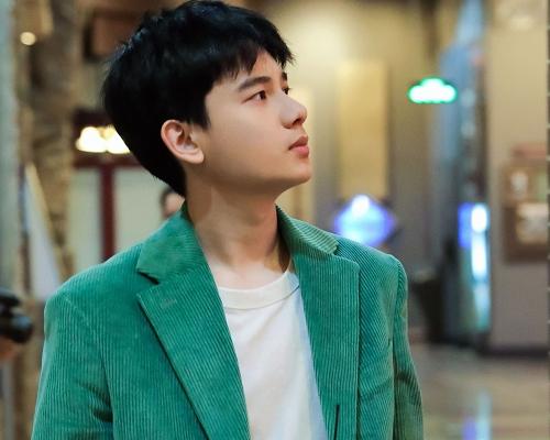 向往迎来最沉默嘉宾,人家在一旁其乐融融,他却只能强颜欢笑