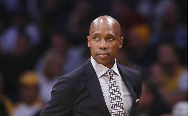 勇士三巨头来了,篮网主帅大反转,骑士核心确定|比尔|凯文|篮网_新浪