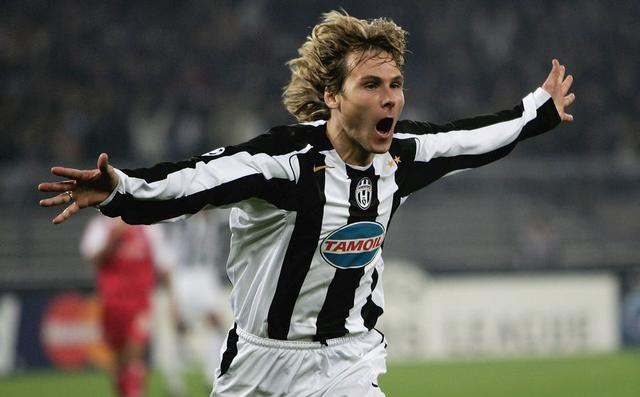 世界足坛硬汉11人,每一位都是铁血传奇和旗手|斯塔姆|曼祖基奇|硬汉