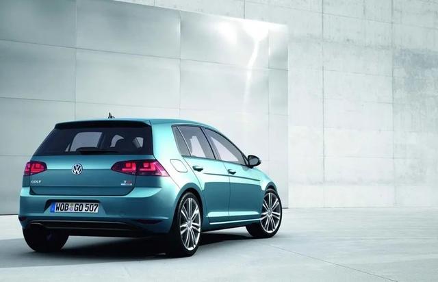 答90后美眉问：10万、15万和20万预算买什么车开最拉风？