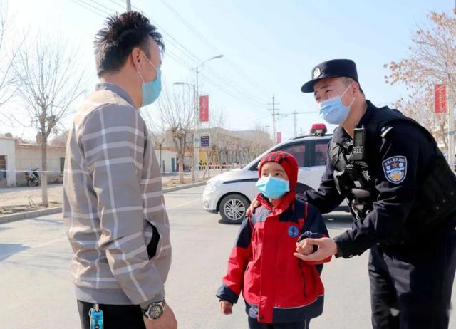 面对陌生人求帮助,告诉孩子2个拒绝理由,提高孩子自我保护意识