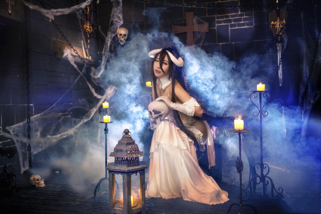 羊角恶魔雅儿贝德白色长裙紫色长发总管姐姐你脸红个泡泡茶壶