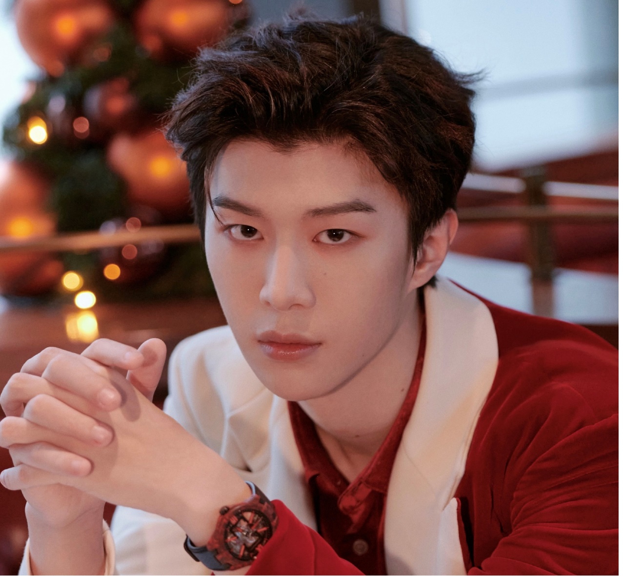 彭昱畅一月瘦20斤范丞丞三天瘦17斤他才让人最想不到