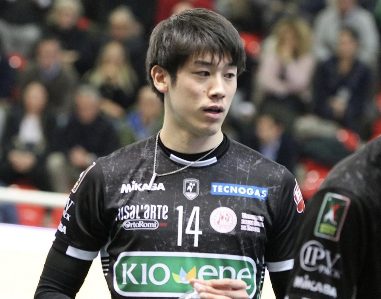 石川佑希加盟米兰,斯洛文尼亚授勋,村夫爆发集体感染