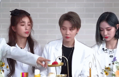 the9直播混乱,虞书欣被忽视发火,孔雪儿许佳琪陆柯燃扯