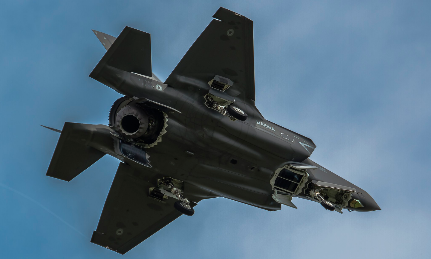 f35暴露致命隐患高速降落会翻车500架隐身战机停飞