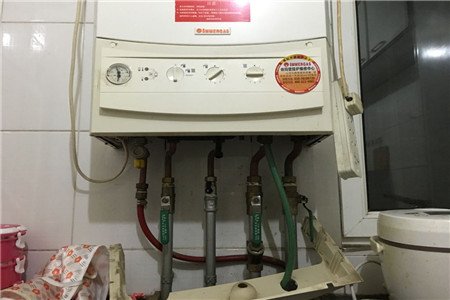 壁挂炉排气阀如何打开壁挂炉排气阀有什么用