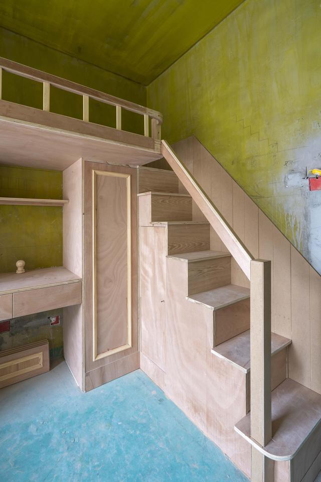 次卧花8千块叫木工打两张床,还省了一个房间,完工请师傅下馆子