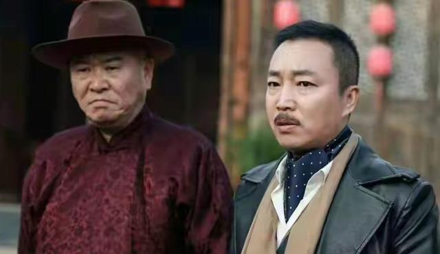 他因曲苑杂坛爆红得罪赵本山离开央视今54岁变天桥艺人