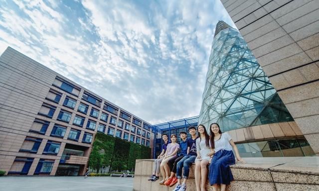 2020校友会独立大学_2020年二线城市!排名靠前的公办、民办、独立学院等(2)