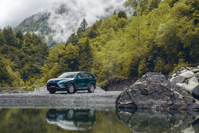 兼顾科技感与实用性，丰田威兰达和本田皓影两款混动SUV怎么选？