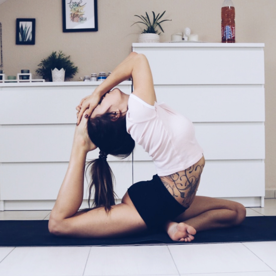 文艺范十足的大提琴女孩,自信独立的欧阳娜娜,爱运动超阳光