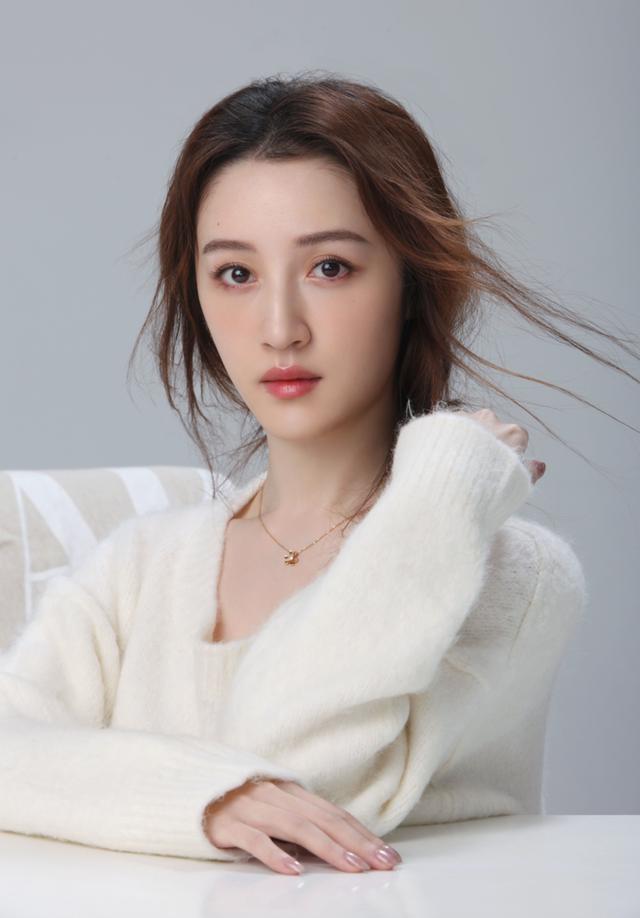 演员杨懿心中有金字塔脚下就有路