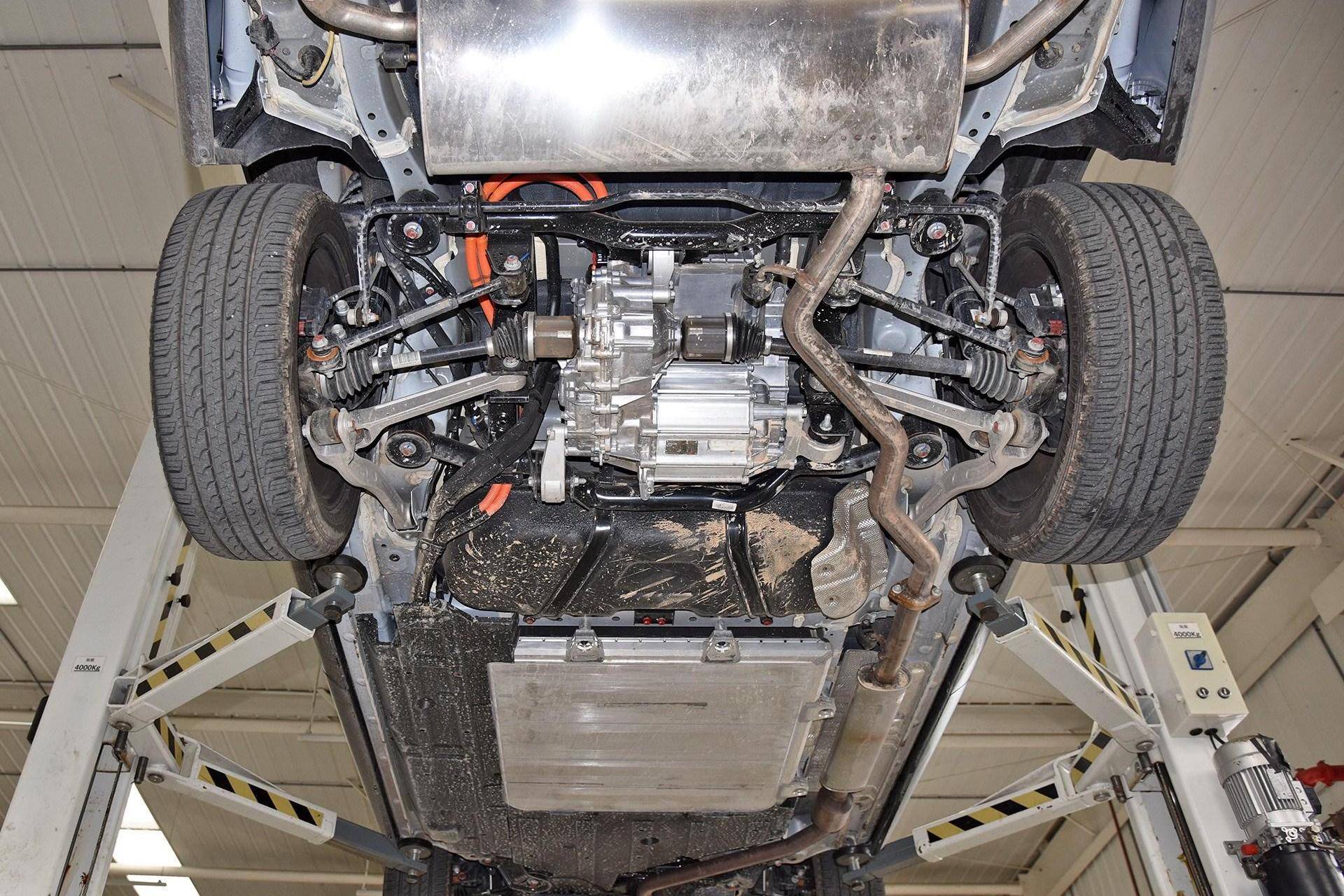 奔驰s级底盘调校,v6动力水准,通勤零油耗,比亚迪终于翻红了