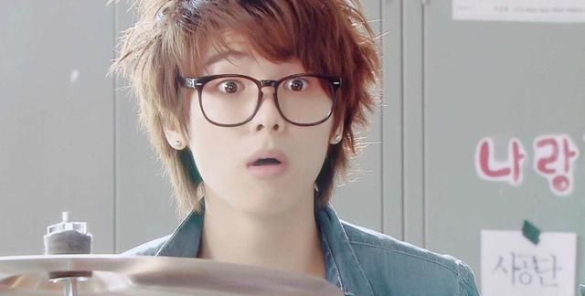 好久不见还记得继承者们的尹灿荣吗他现在长这样