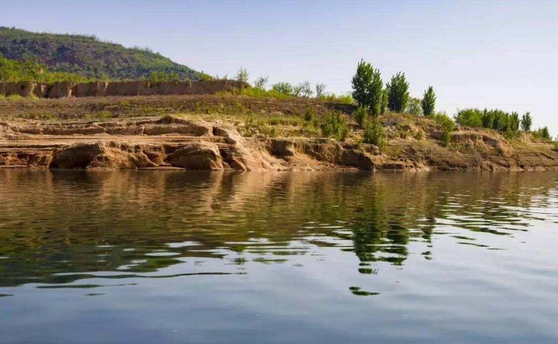 河南的黄河水比长江还清澈黄河三峡皇家山水让人仿佛置身江南