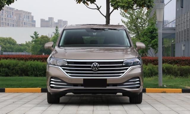 想买gl8的等等,高端mpv大众威然来袭,堪称商务界的种子选手-新浪汽车
