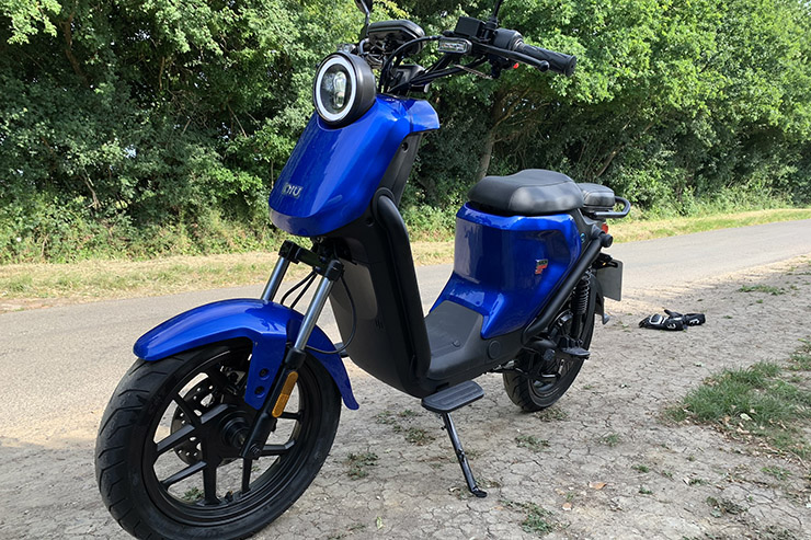 迄今为止最便宜的通勤方式 小牛uqi gt电动车外媒评测