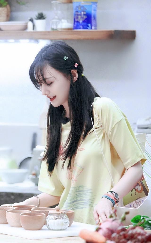 隔空喊话叫前团队别搞事|闲鱼|郑爽|道具_新浪新闻