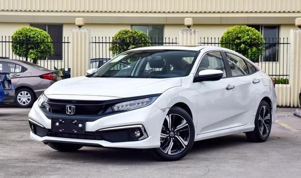 预算15万买车，从销量看选项，这几款车绕都绕不过！