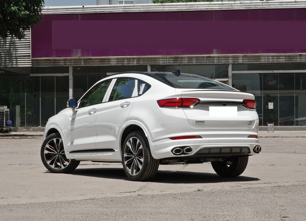 国产轿跑suv吉利星越68秒破百20寸轮毂开出了50万的逼格