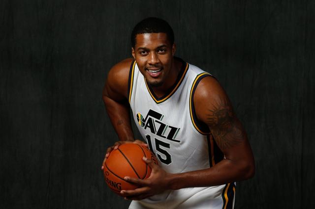 曝爵士有意签回费沃斯,去年刚将他送至鹈鹕