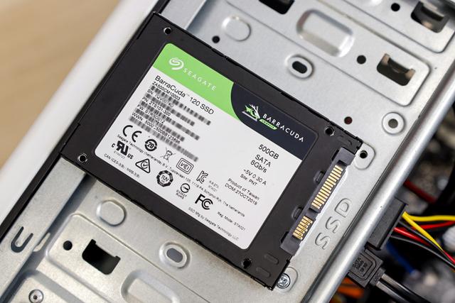 旧机新用,给吃灰的老战友换上希捷酷鱼120 ssd