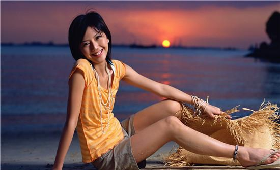 孙燕姿无预告办线上演唱会,出道20周年,依旧洒脱自在歌声动听