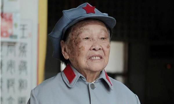 位走过两万五千里长征的女英雄|两万五千里长征|王定国|先辈_新浪新闻