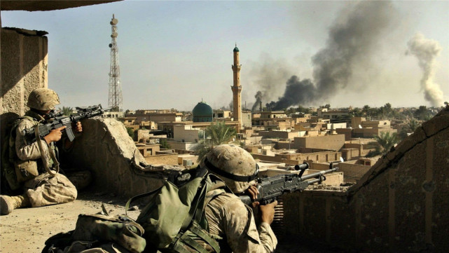 美国轰炸阿富汗图片