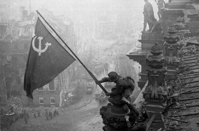 二战后,美苏两国为什么不直接开战,而是要以冷战的方式竞争