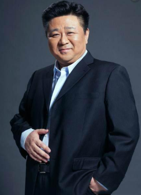 因狄仁杰一角大火低调娶女导演恩爱至今梁冠华成人生赢家