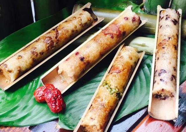 不会包粽子的可以试试做竹筒粽子,好吃好玩又好做,学会可以摆摊