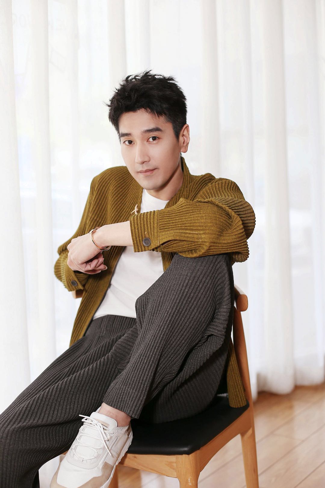 姑父就是姑父,在穿搭上从没输过,姑父如此帅,白浅姑姑知道?|姑父|姑姑